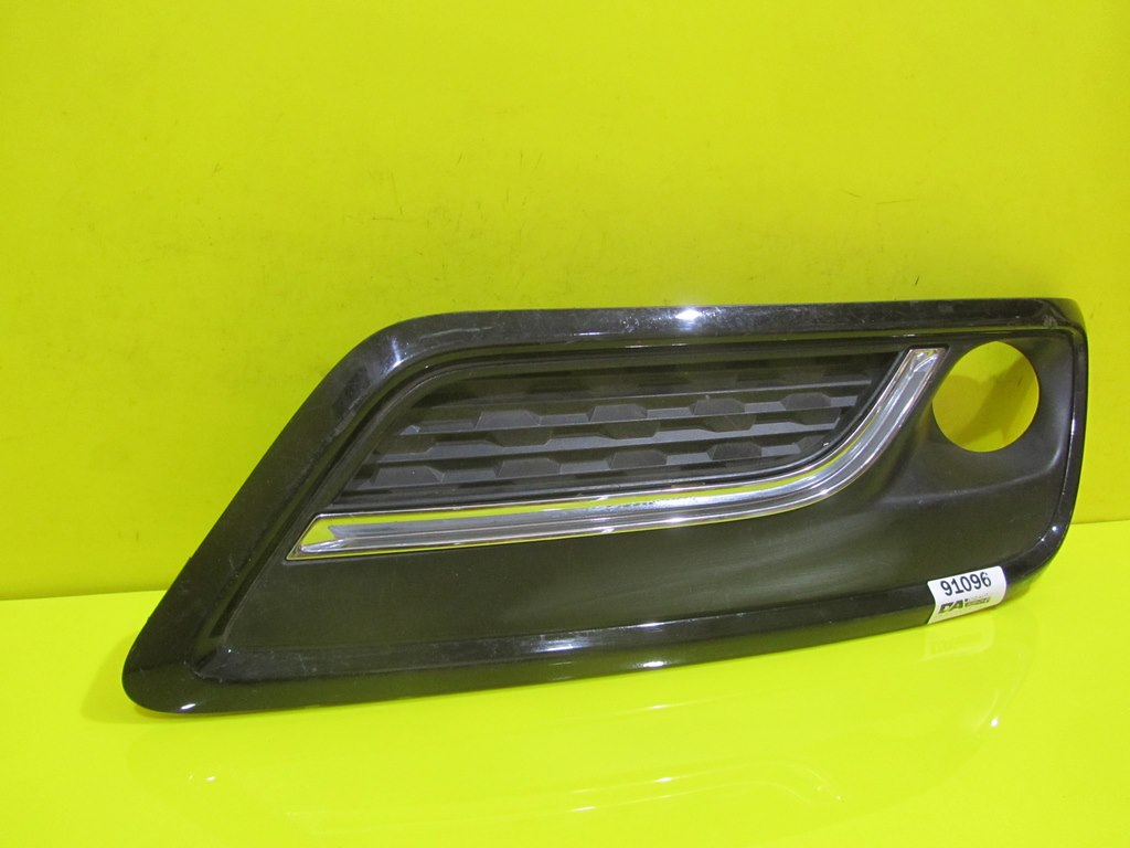Накладка ПТФ правая Acura MDX 3 (
