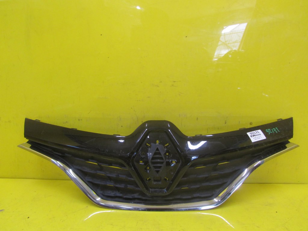 Решетка радиатора Renault Kaptur 2